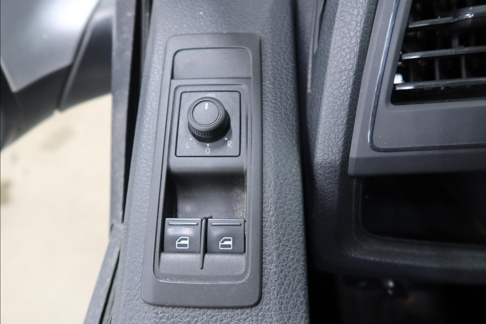 VOLKSWAGEN Transporter 2017