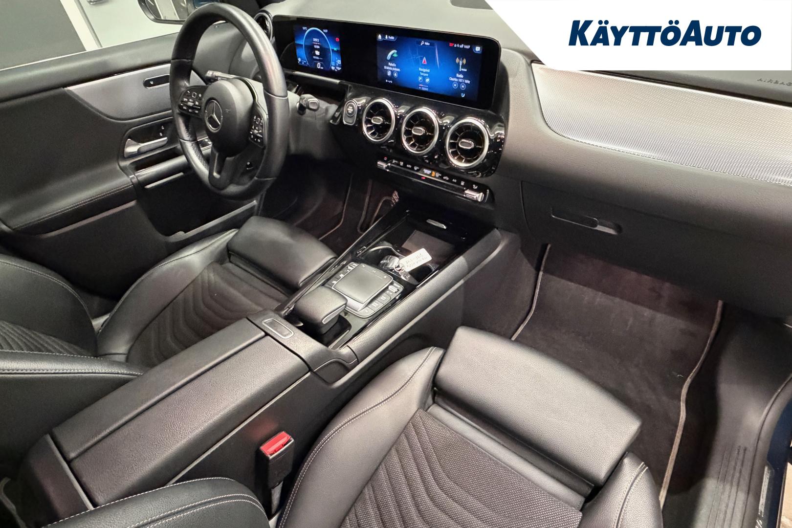 MERCEDES-BENZ GLA 2021