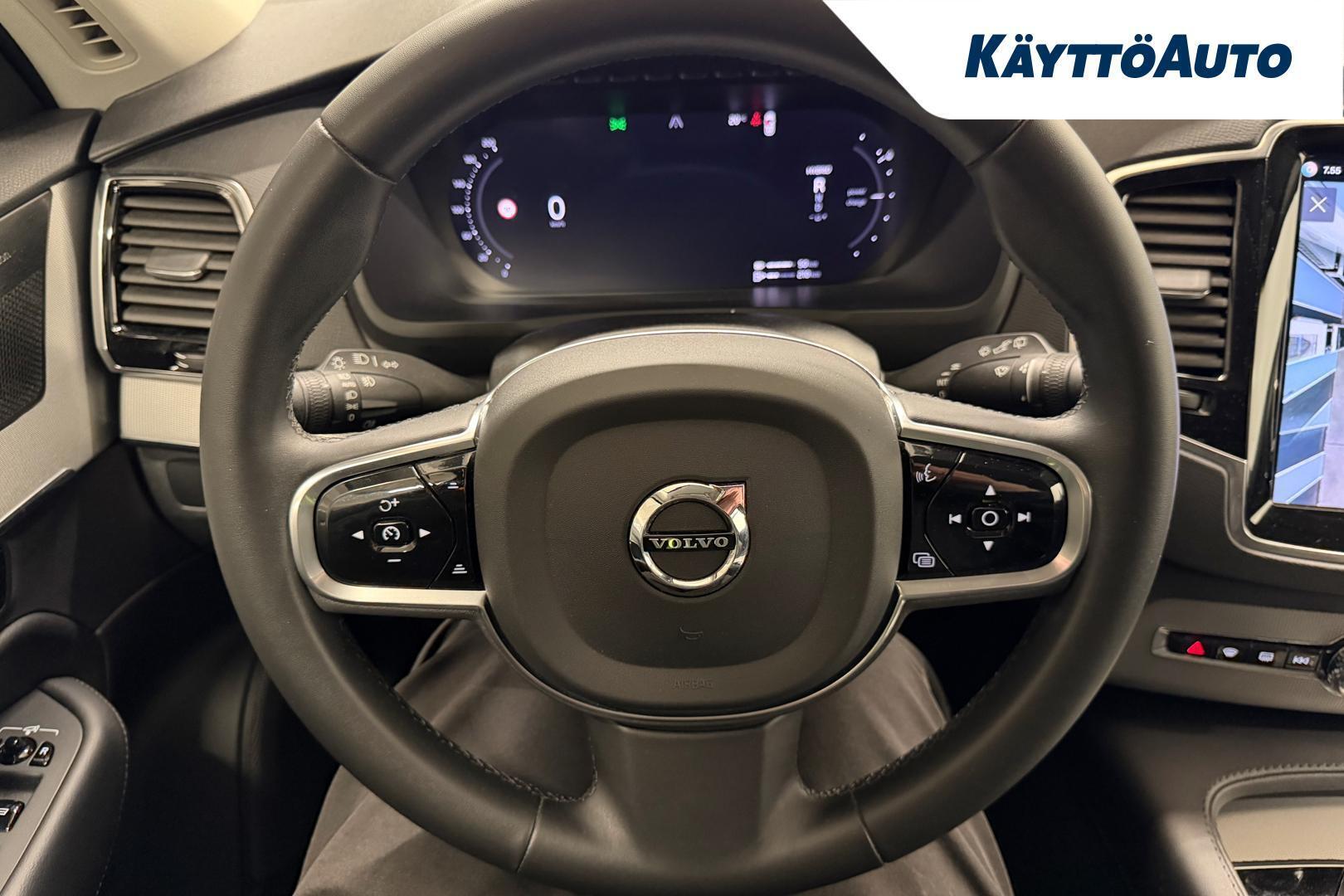 VOLVO XC90 2023