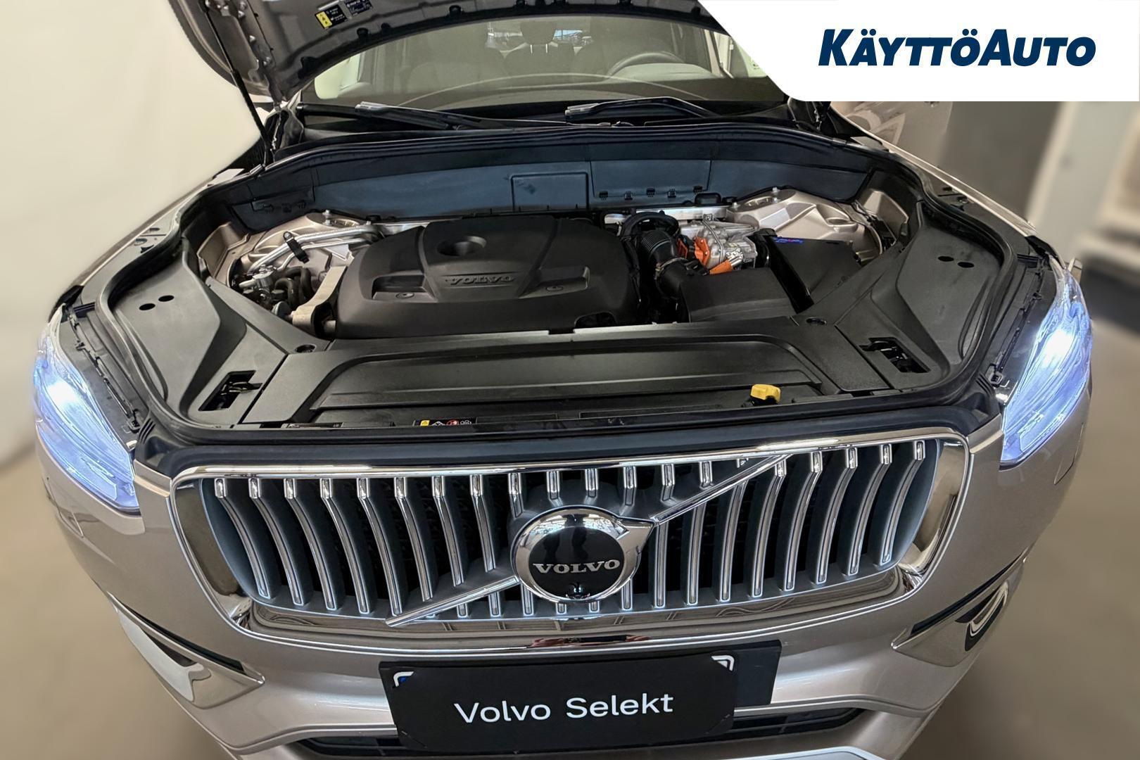 VOLVO XC90 2023