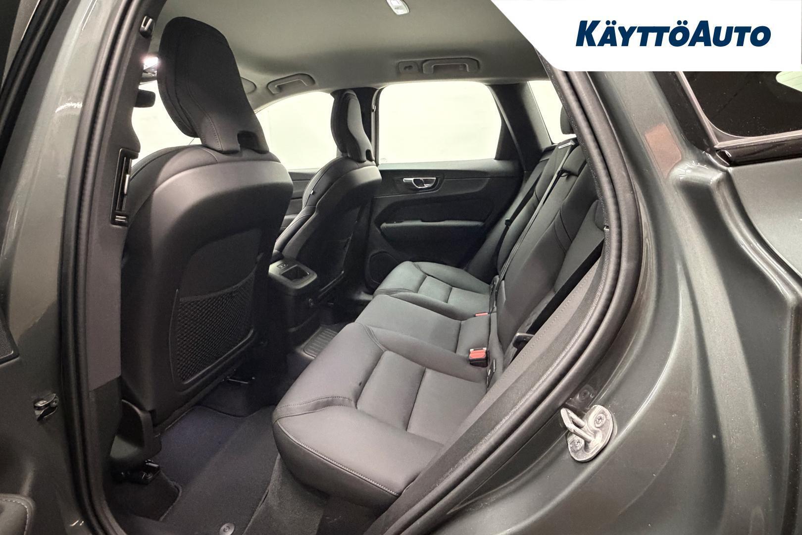 VOLVO XC60 2026