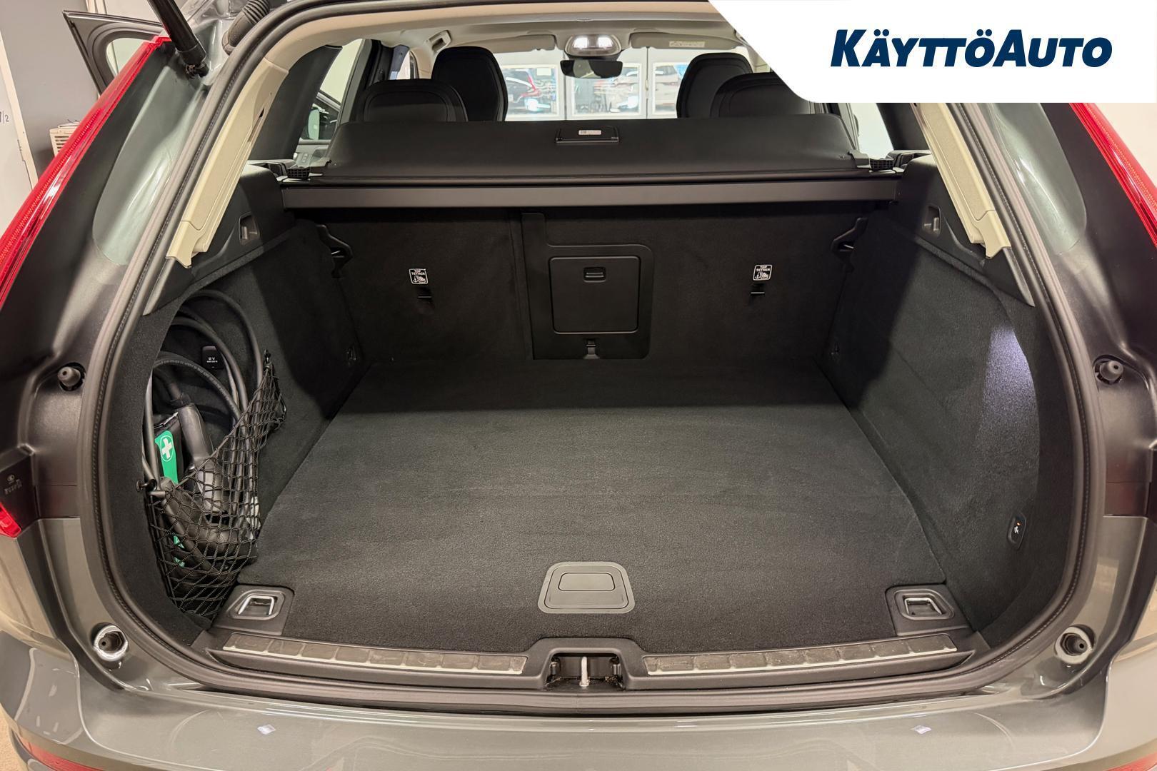 VOLVO XC60 2026