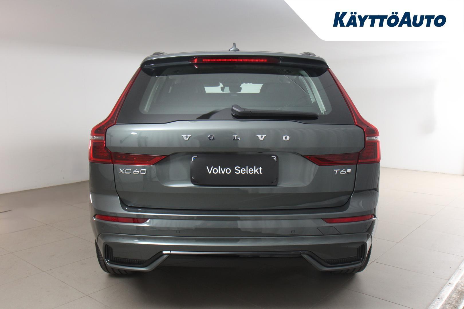 VOLVO XC60 2026