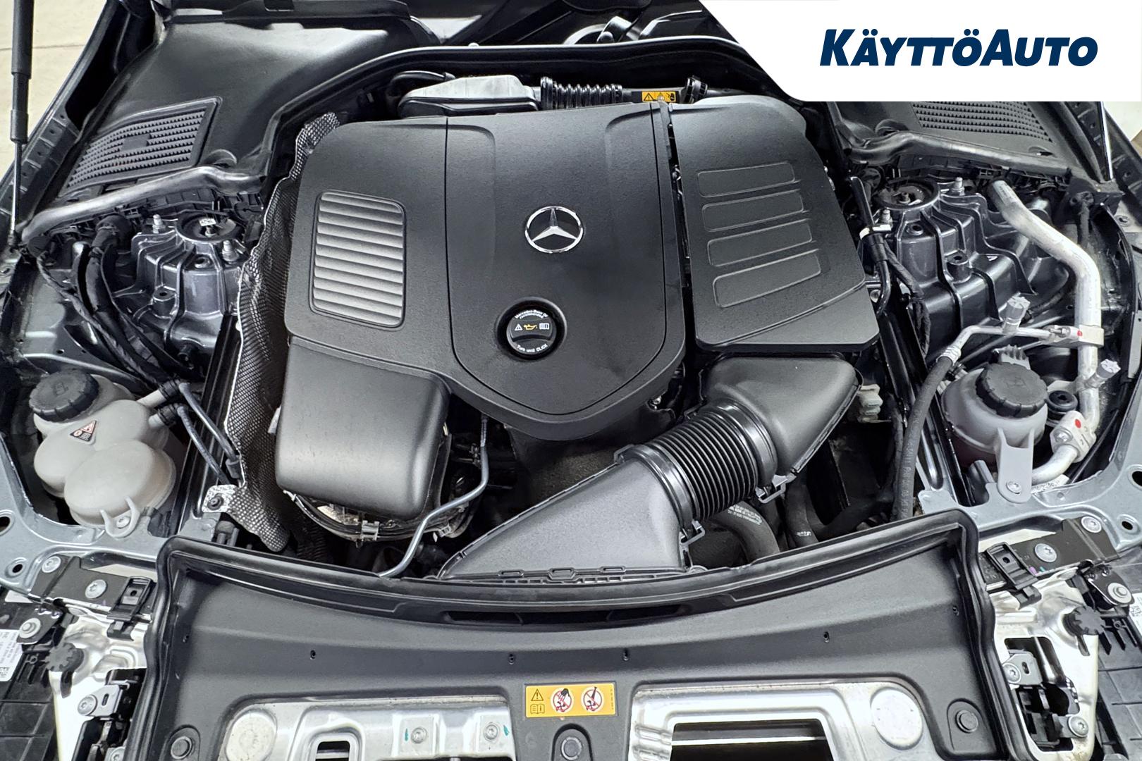 MERCEDES-BENZ C 2022