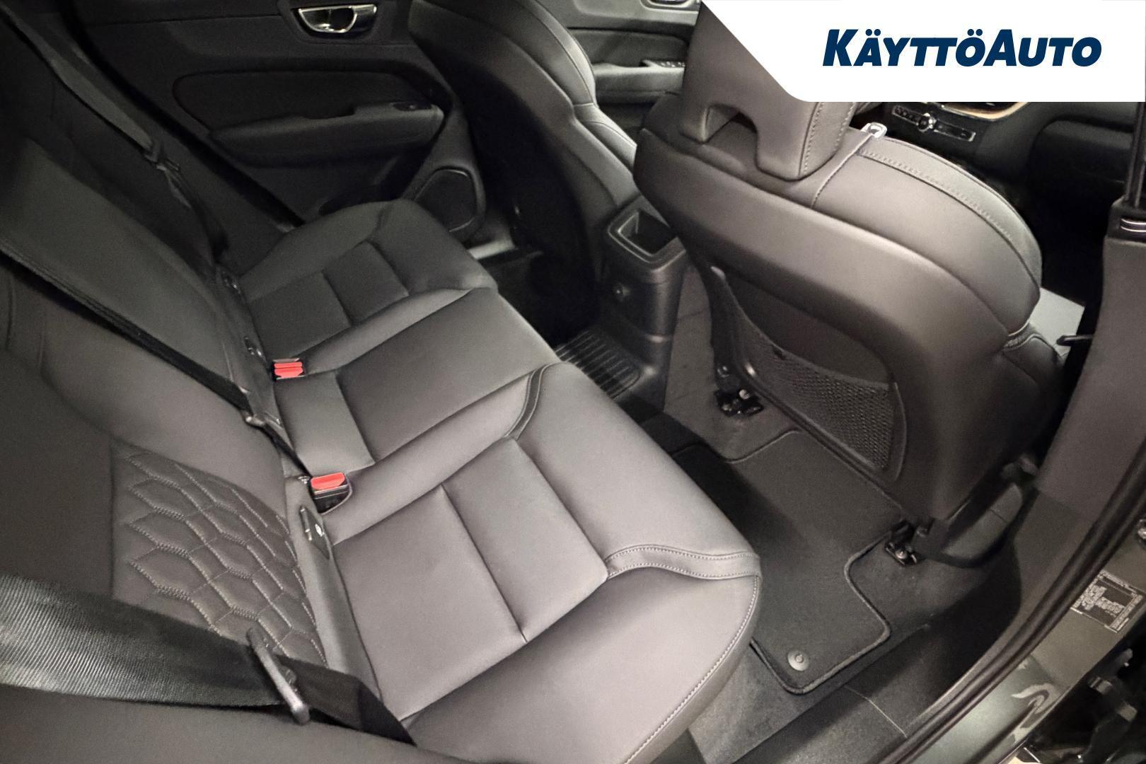 VOLVO XC60 2027