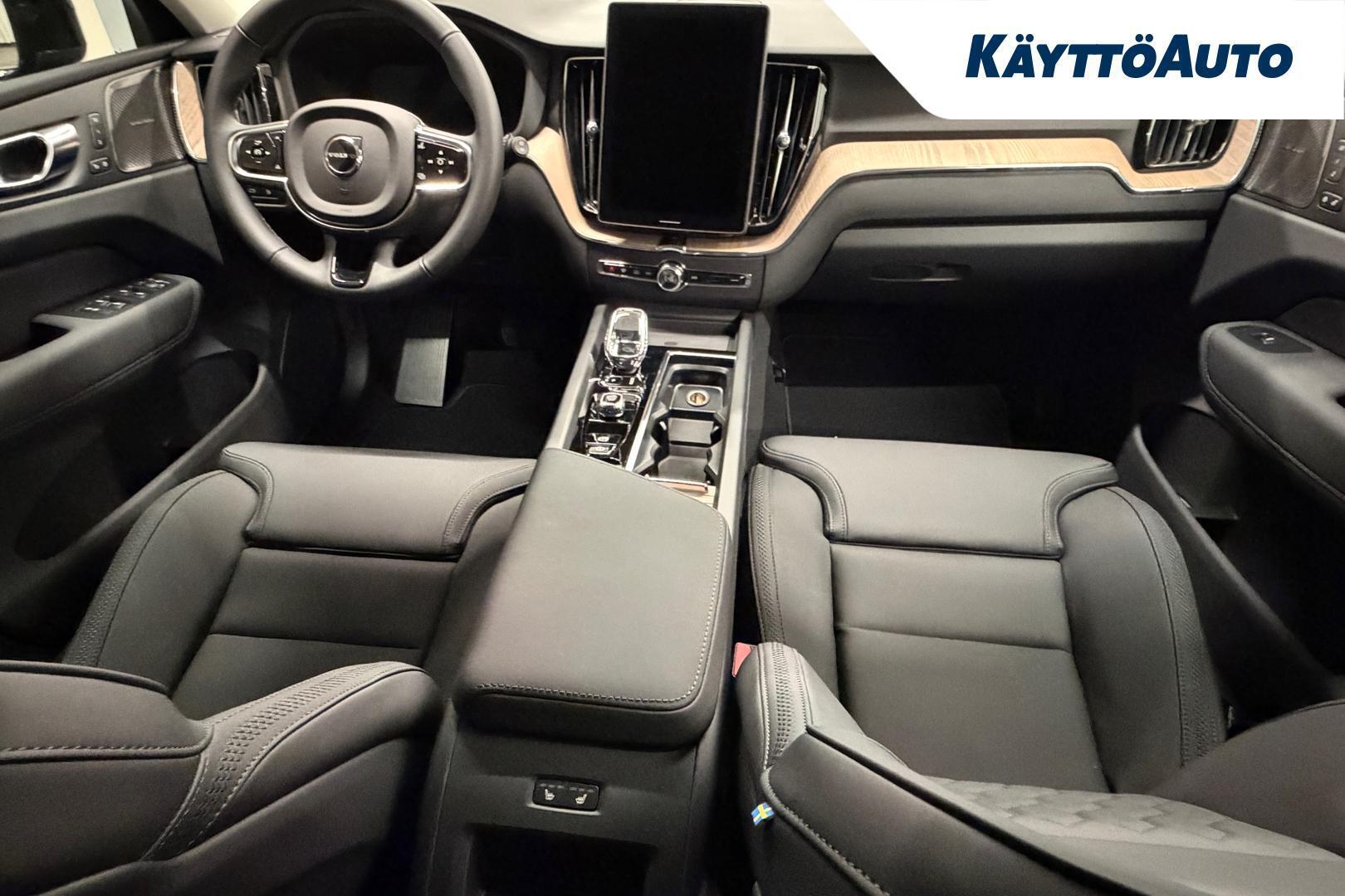 VOLVO XC60 2027