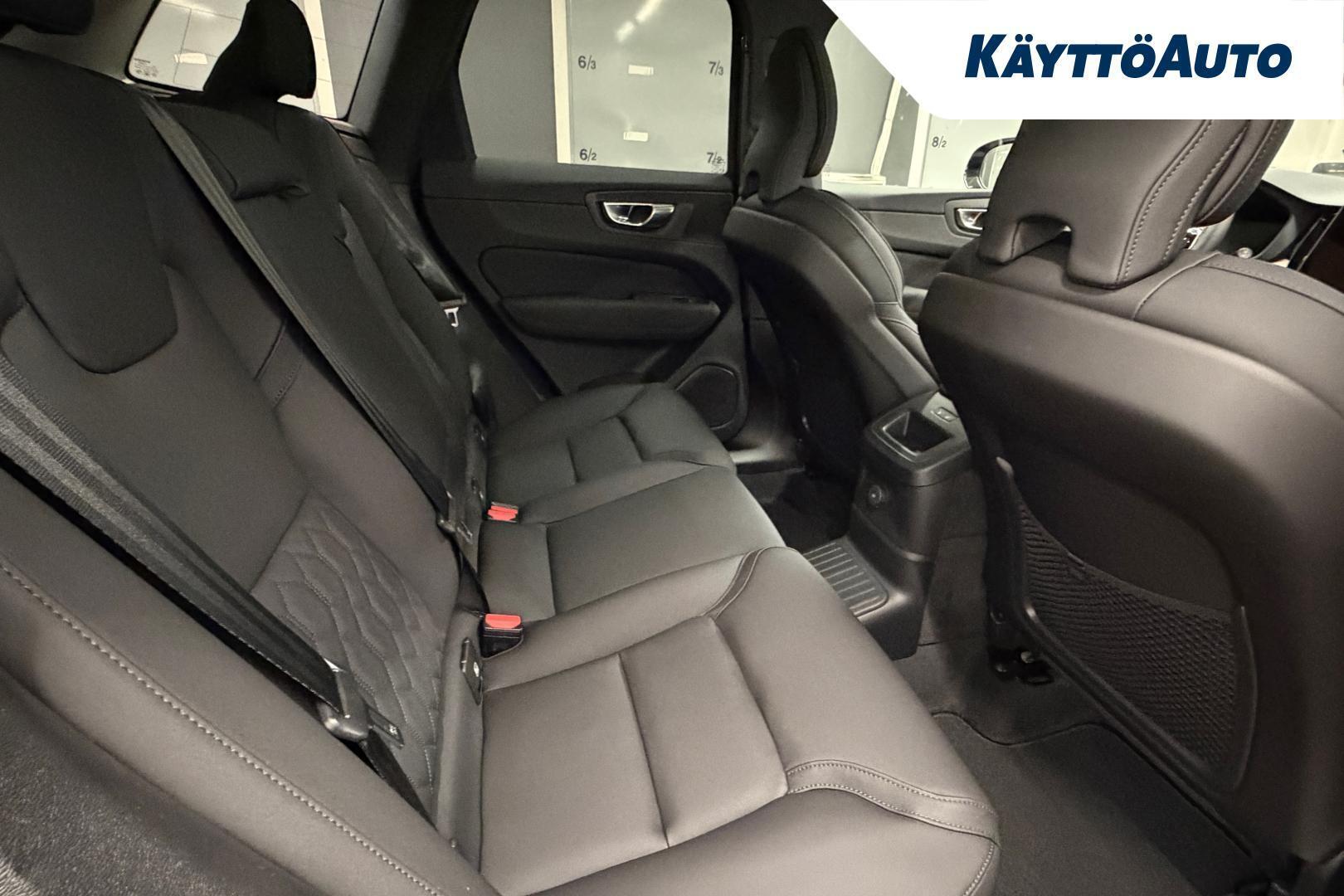 VOLVO XC60 2027