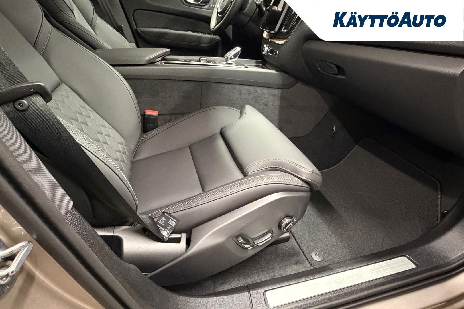 VOLVO XC60 2027