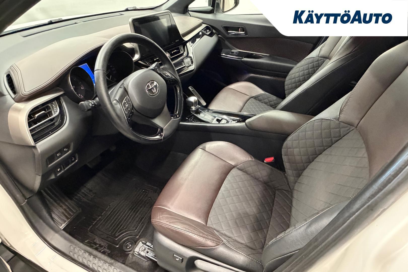 TOYOTA C-HR 2017