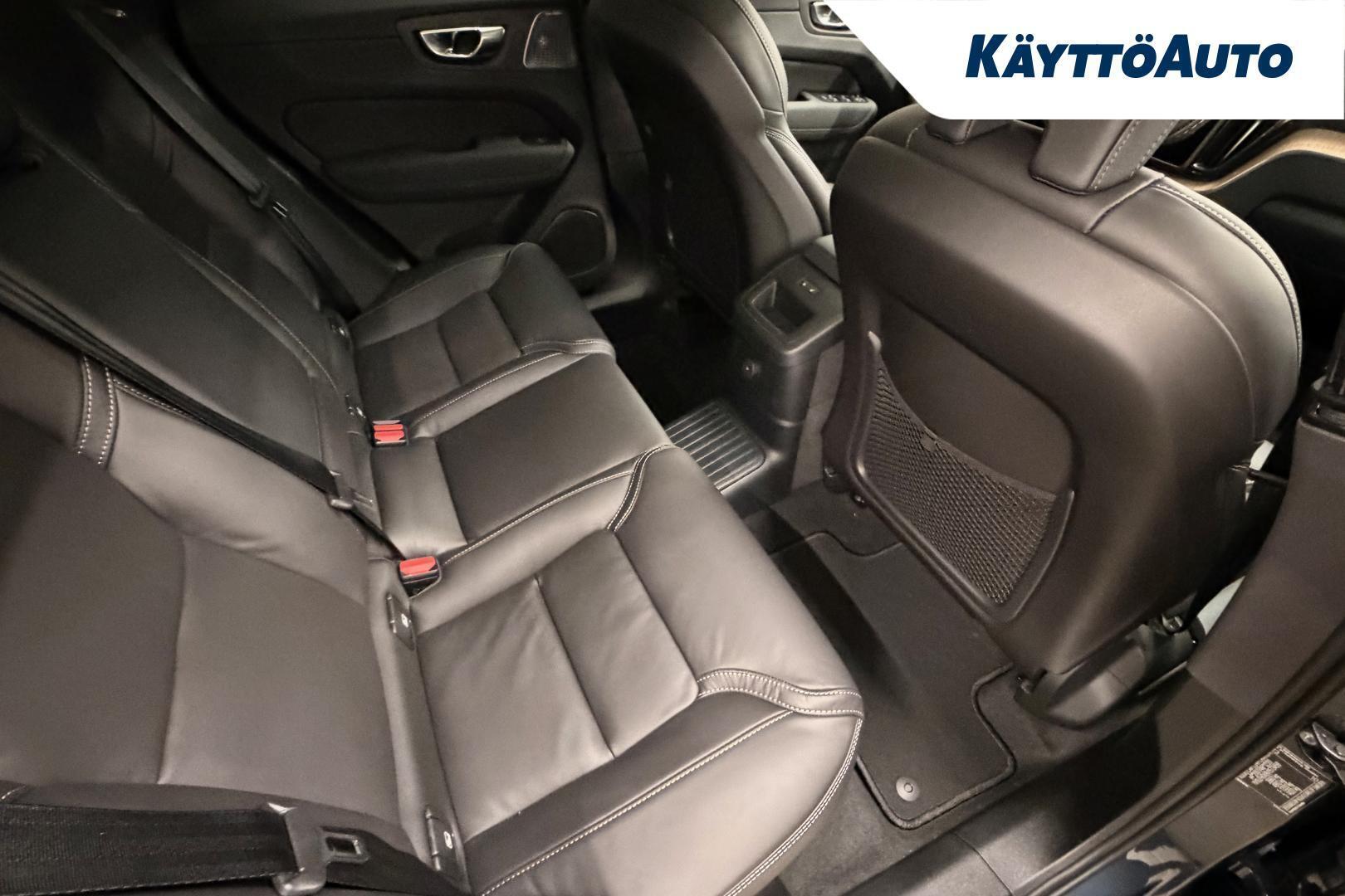 VOLVO XC60 2027