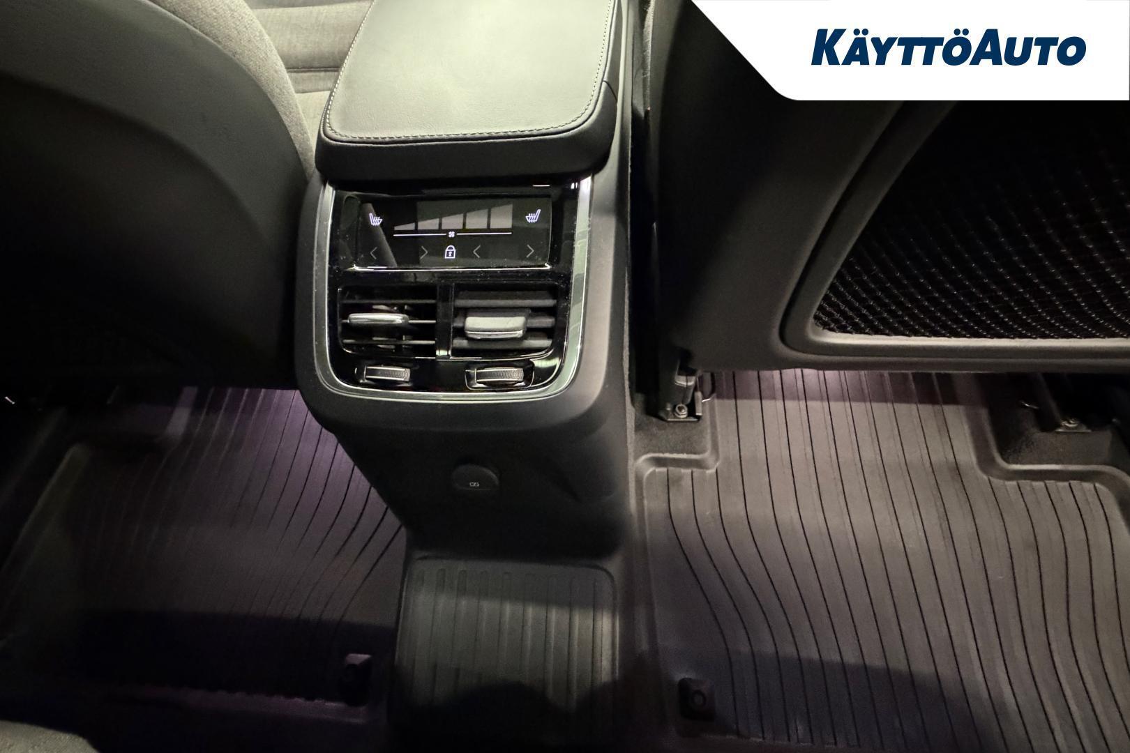VOLVO XC90 2024