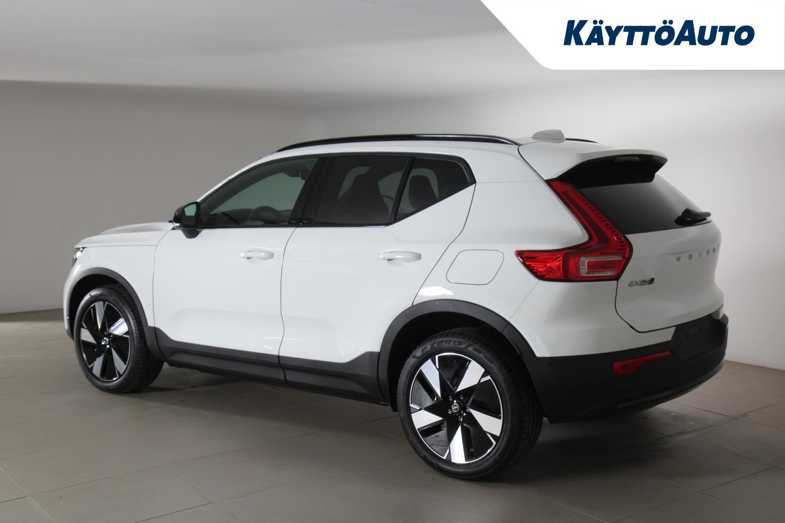 VOLVO EX40 2027