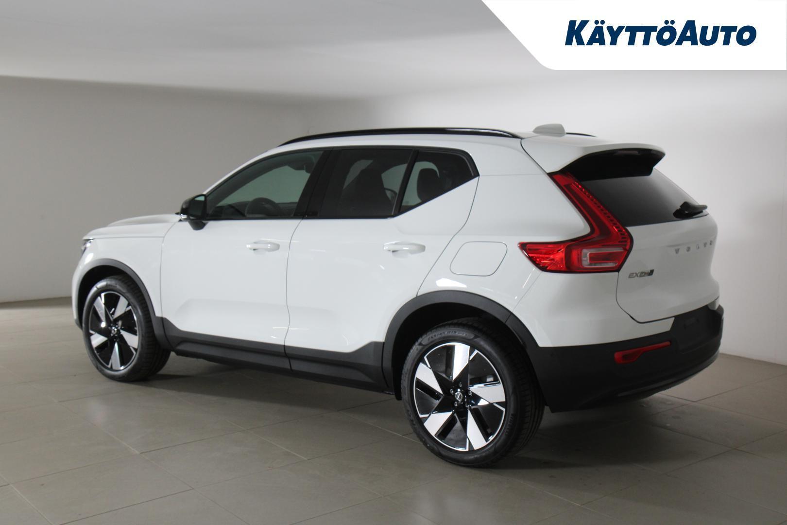 VOLVO EX40 2027