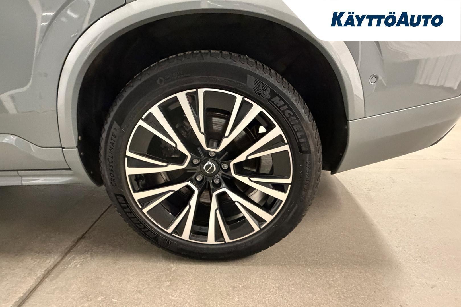 VOLVO XC90 2024