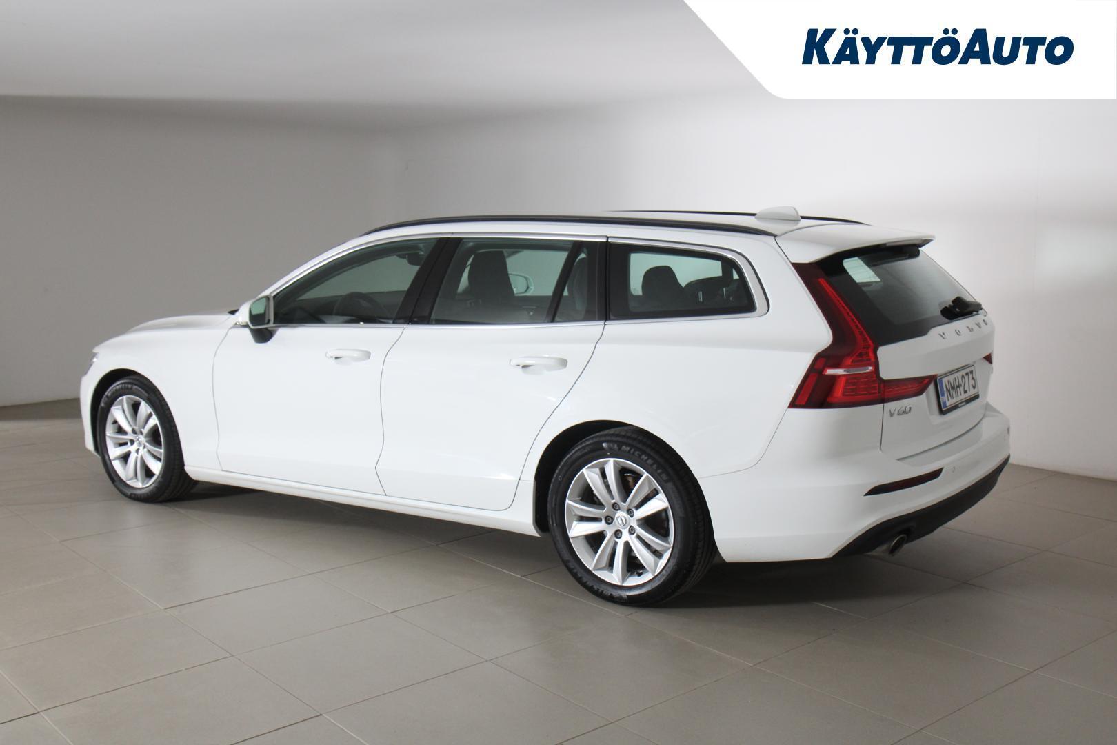VOLVO V60 2021