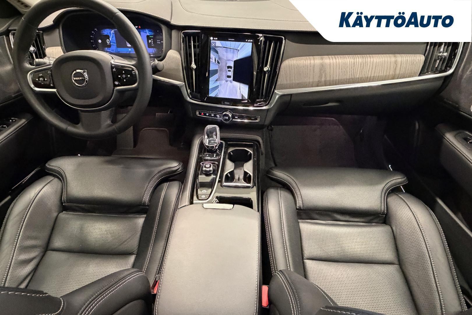VOLVO S90 18