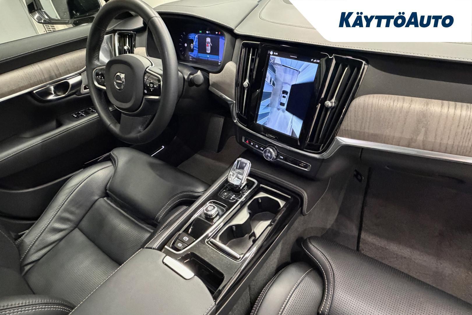 VOLVO S90 21