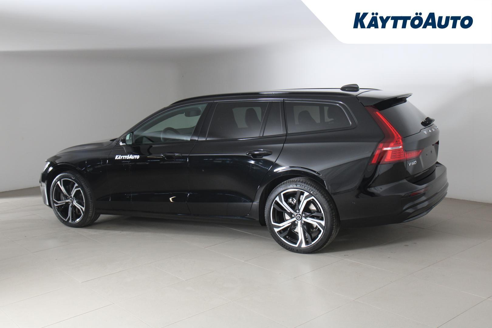 VOLVO V60 2026