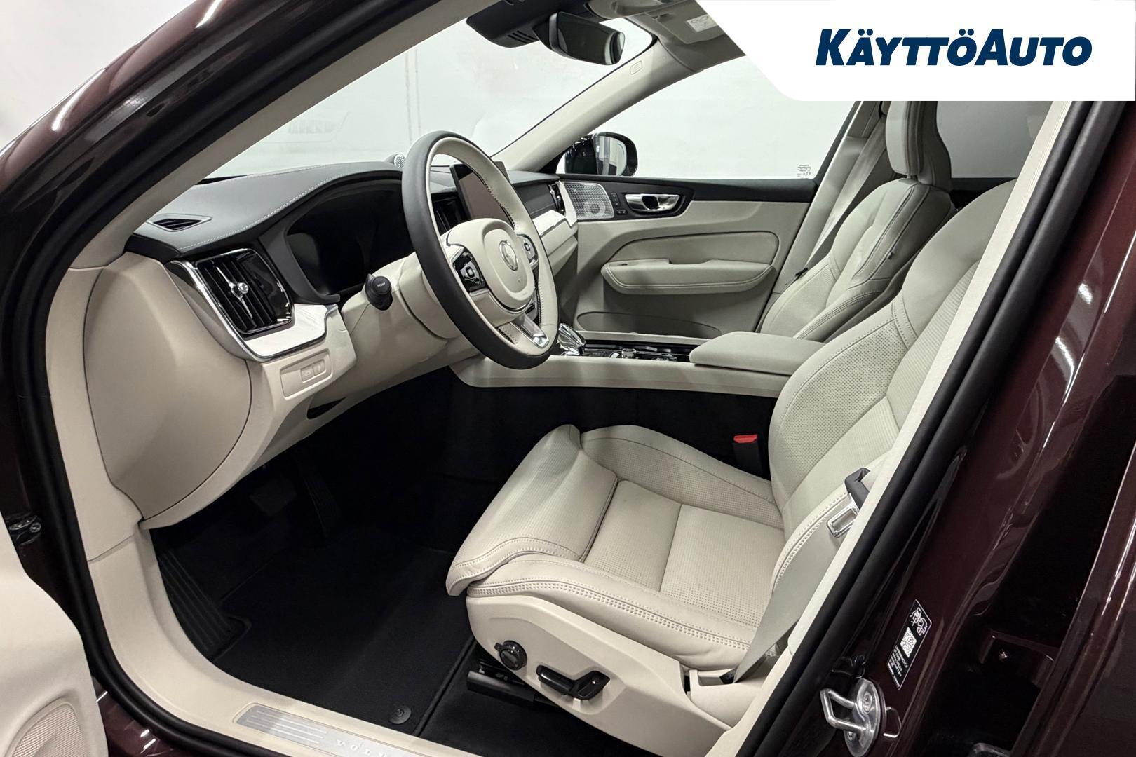 VOLVO XC60 2027