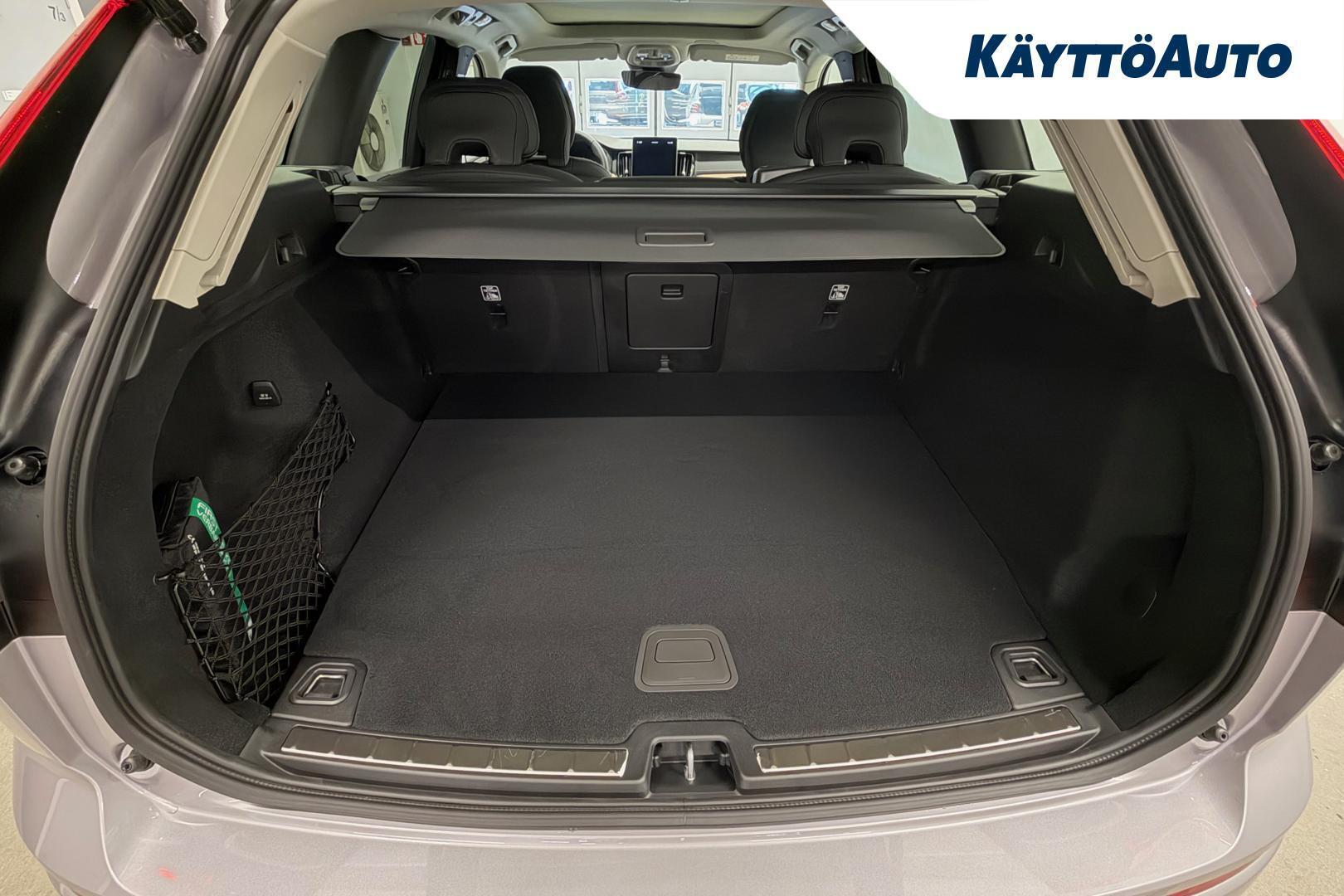 VOLVO XC60 2027