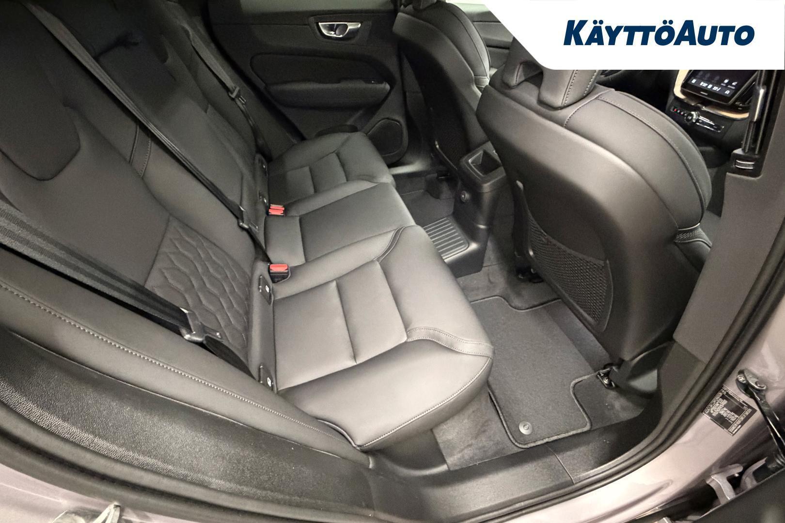 VOLVO XC60 2027
