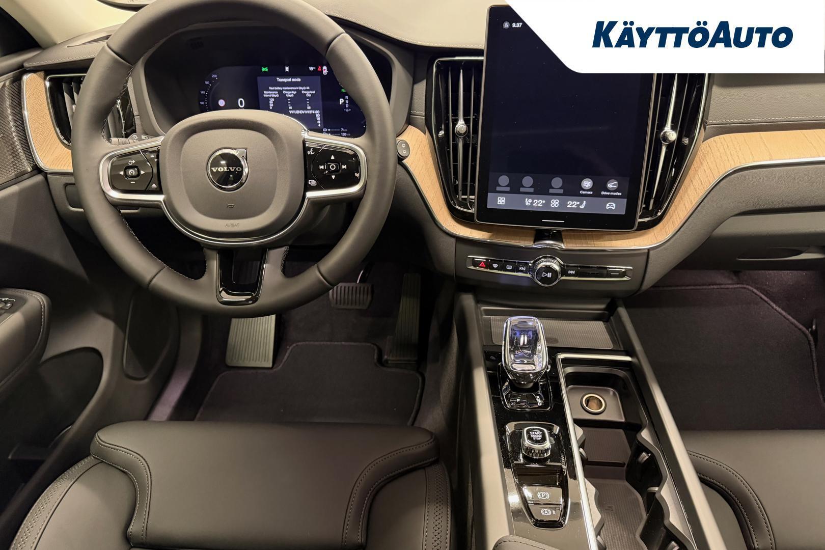 VOLVO XC60 2027