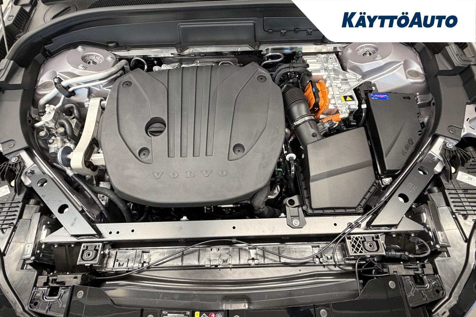 VOLVO XC60 2027
