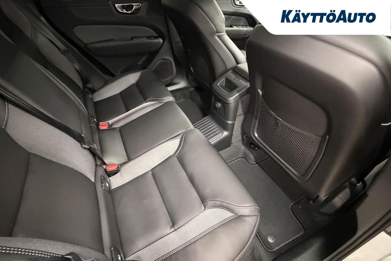 VOLVO XC60 2027