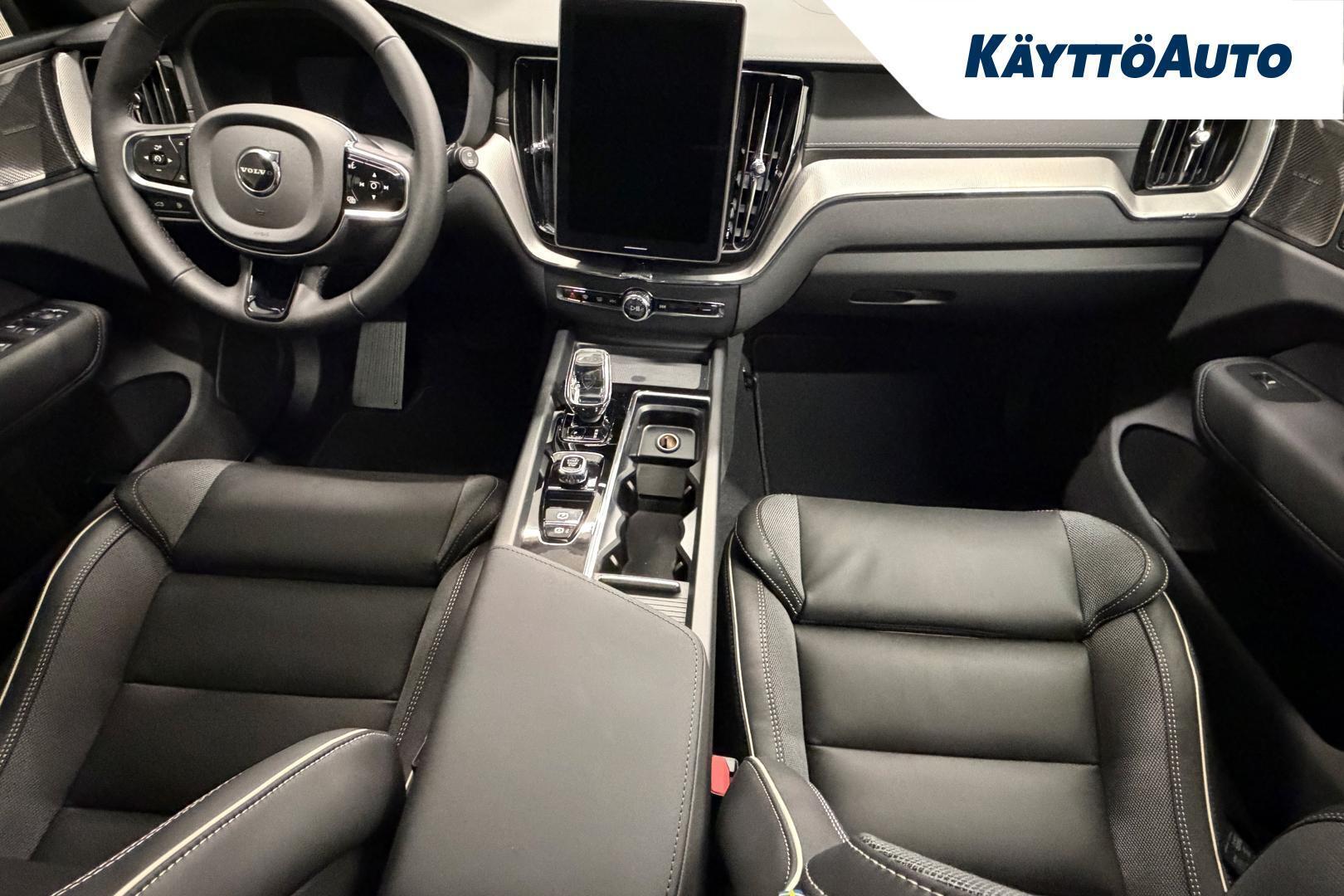 VOLVO XC60 2027