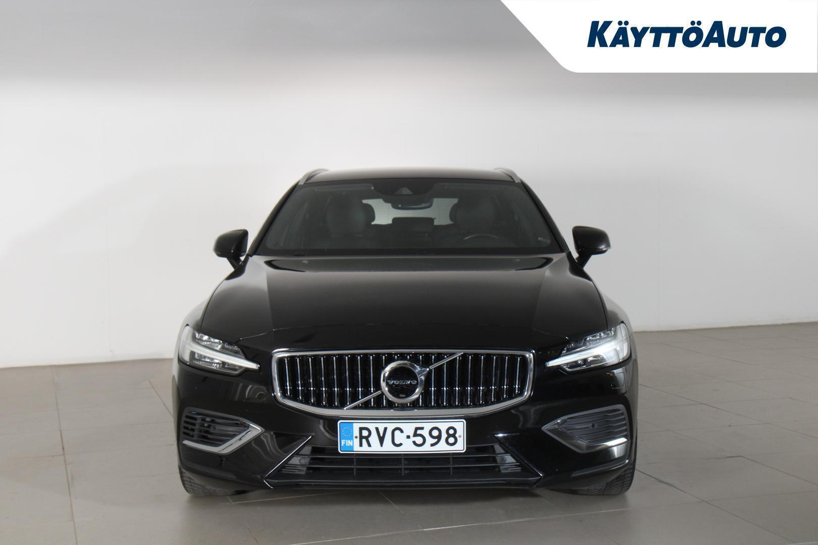 VOLVO V60 3