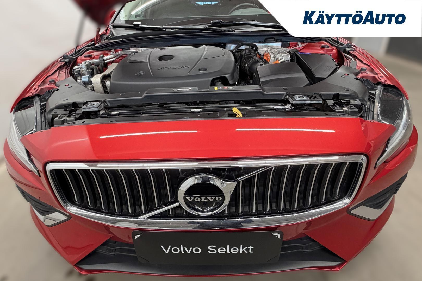 VOLVO V60 2020