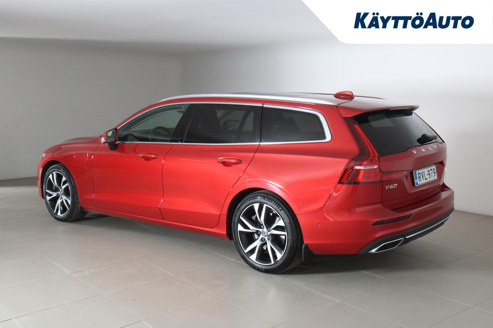 VOLVO V60 2020