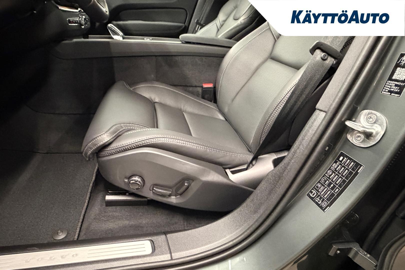 VOLVO XC60 5
