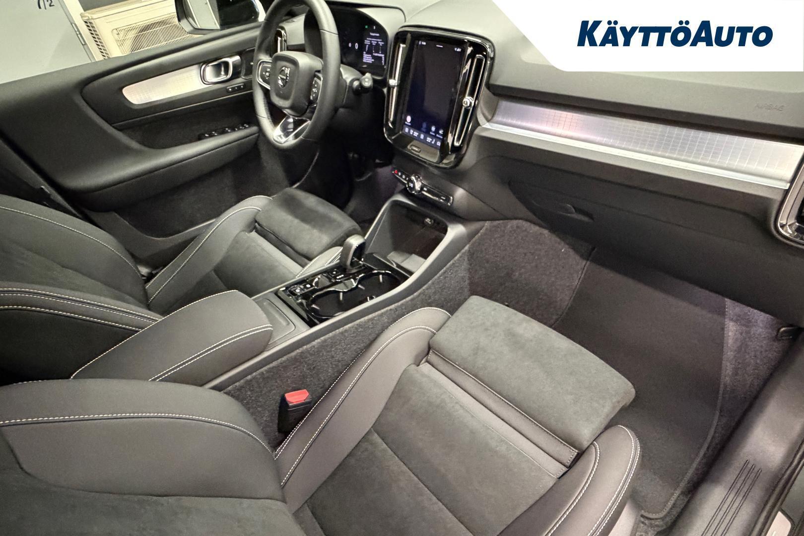 VOLVO XC40 2027