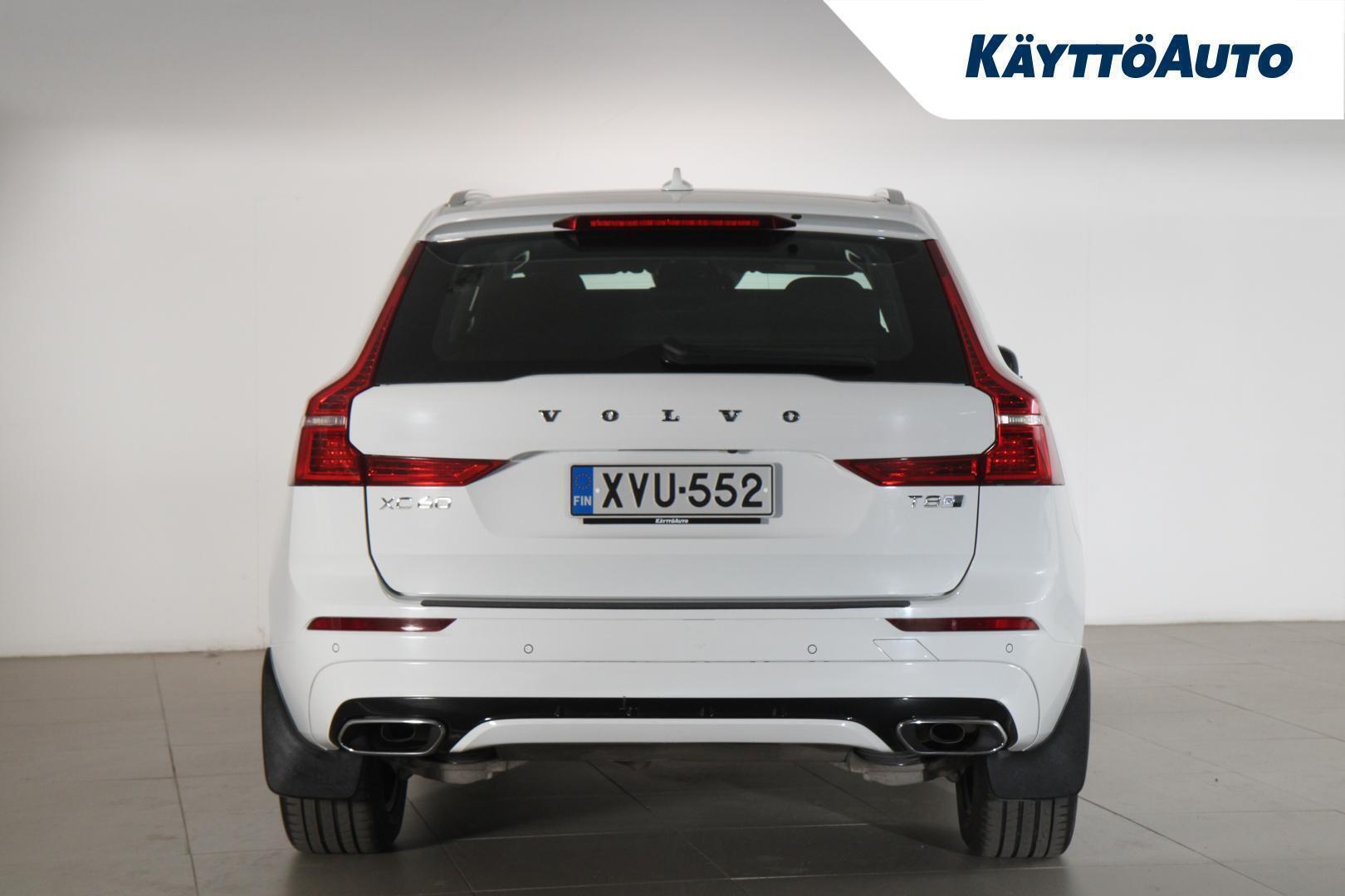 VOLVO XC60 2019