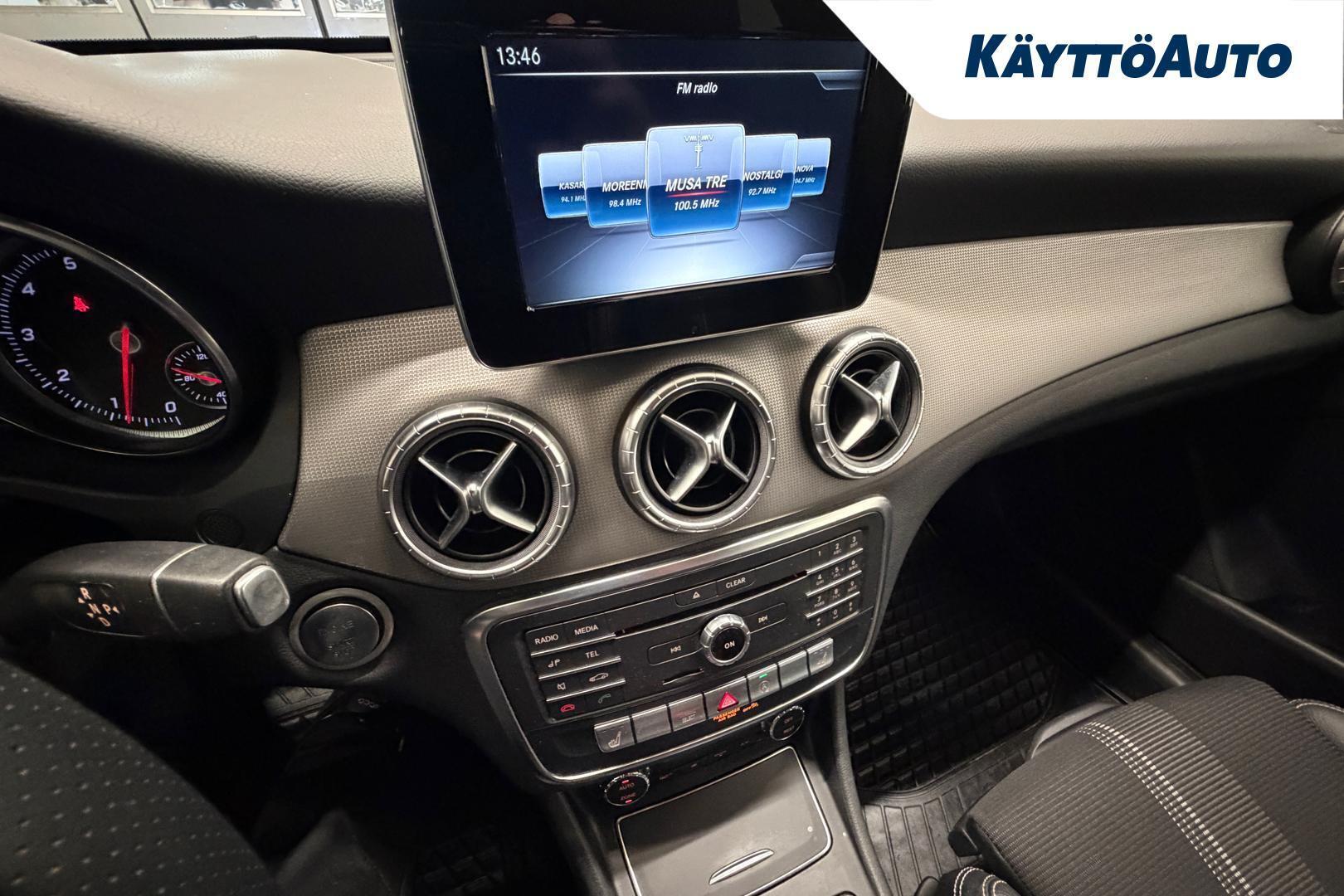 MERCEDES-BENZ CLA 2017