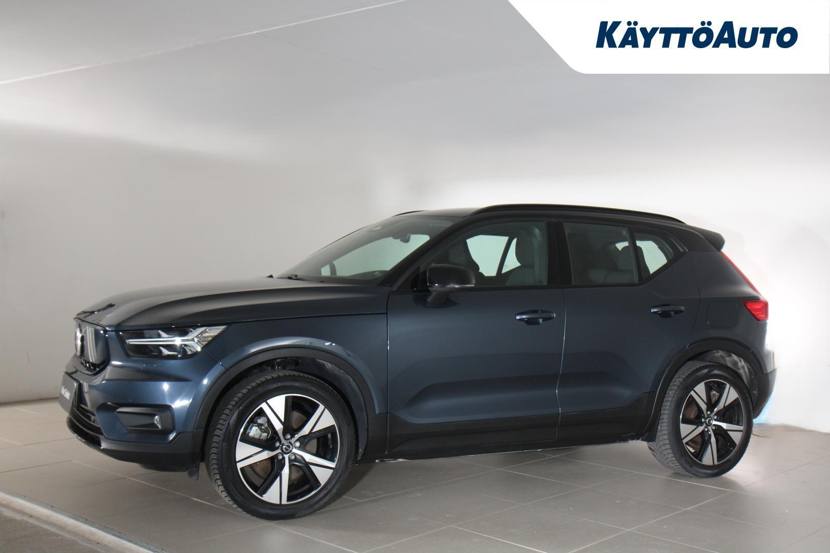 VOLVO XC40 4
