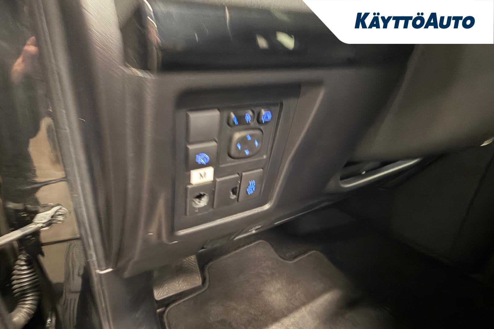 TOYOTA Land Cruiser 2019