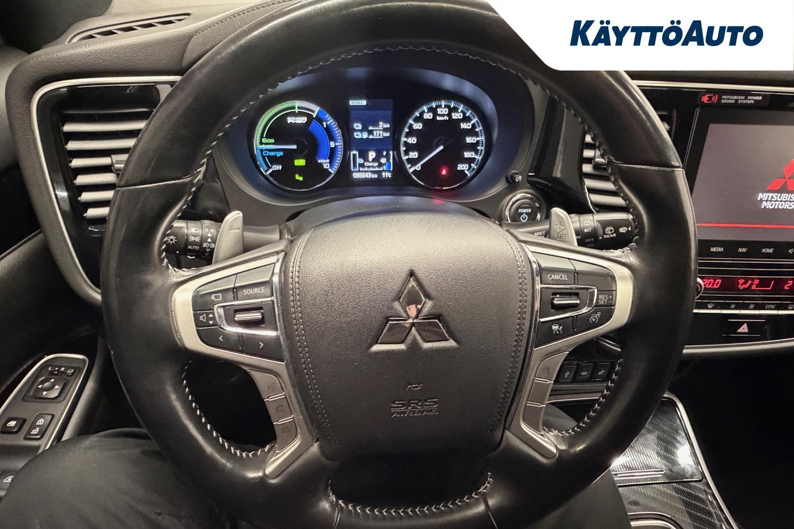MITSUBISHI Outlander PHEV 2020