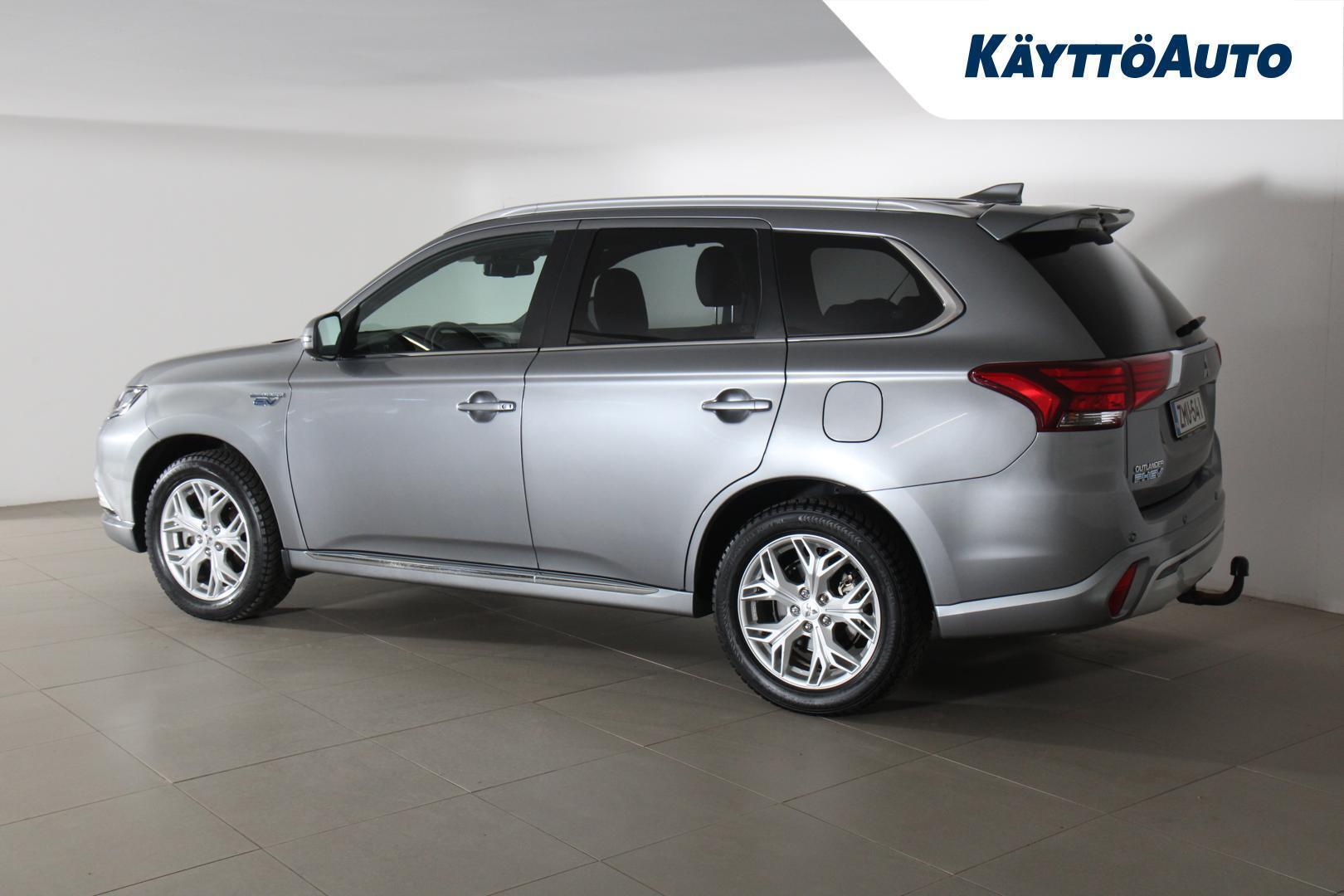 MITSUBISHI Outlander PHEV 2020