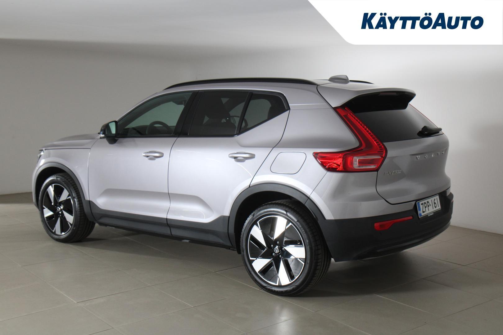 VOLVO EX40 2026