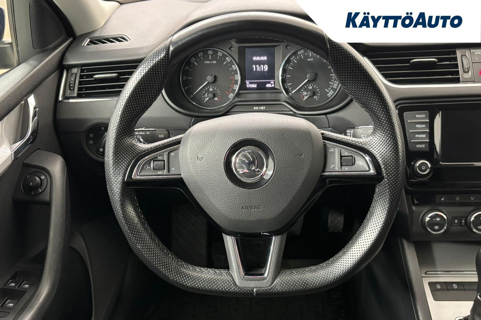 SKODA Octavia 2016