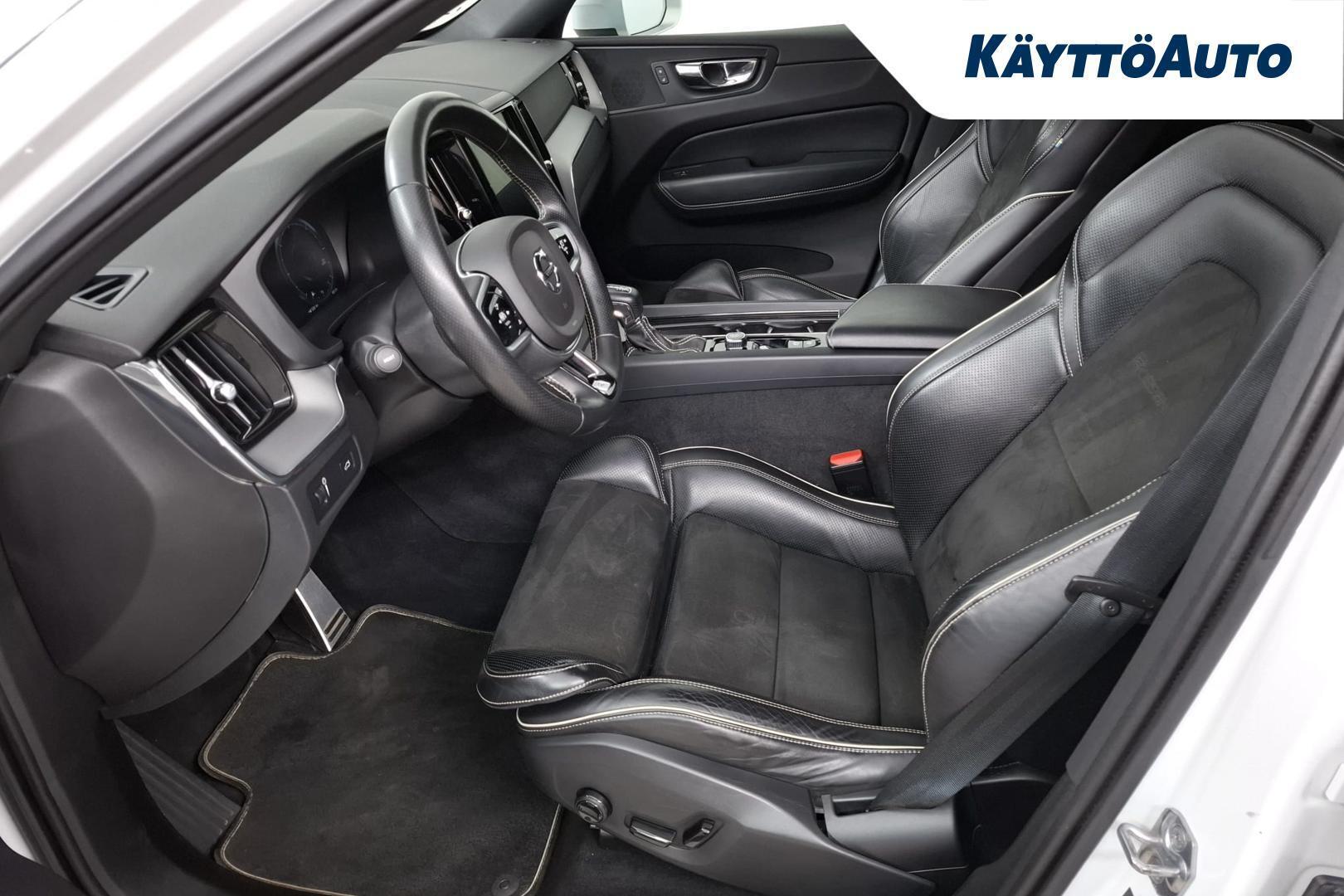 VOLVO XC60 11