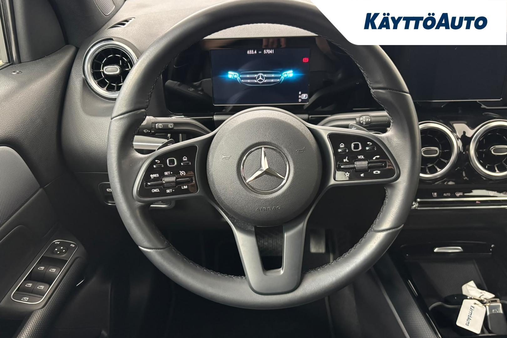 MERCEDES-BENZ GLA 2020