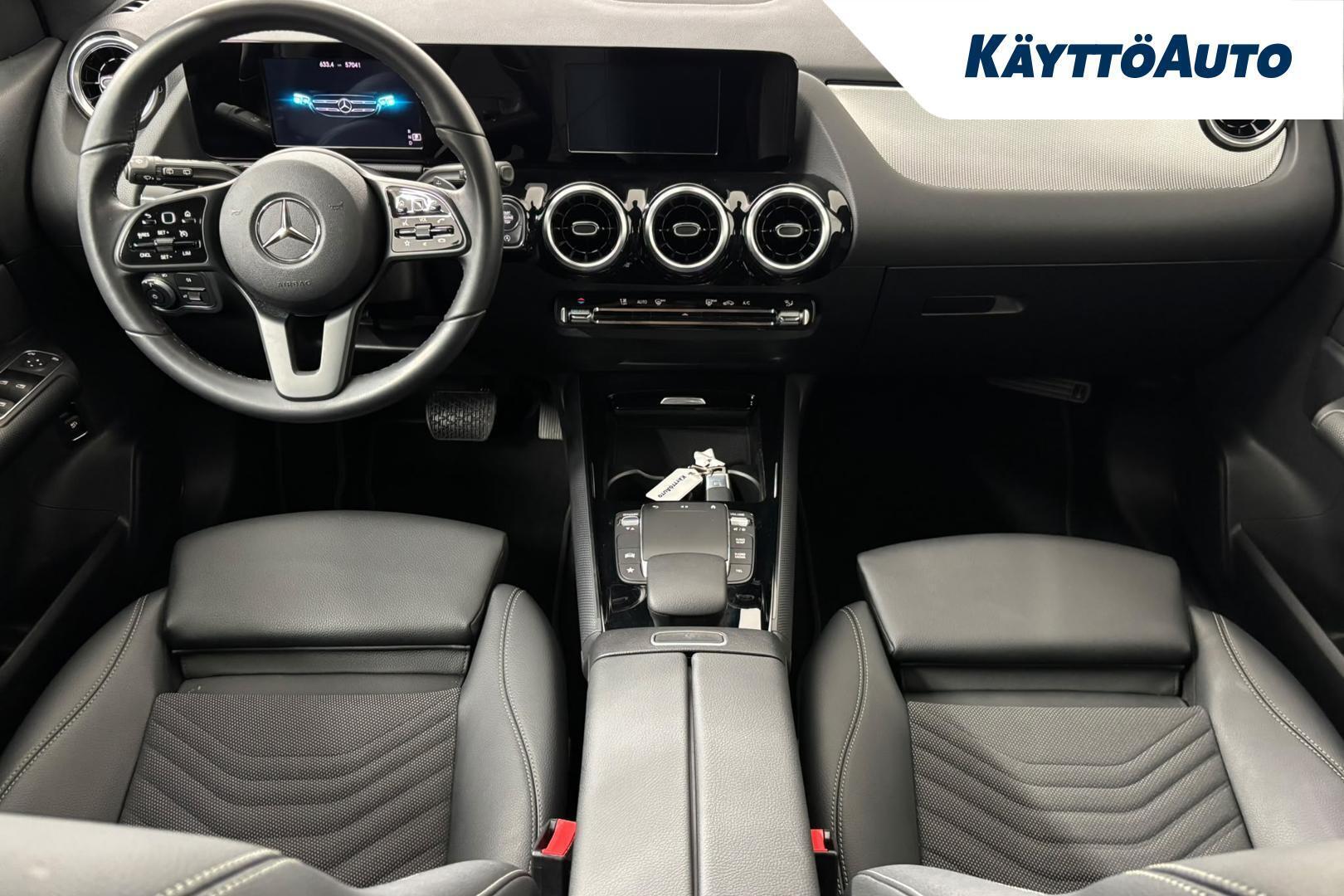 MERCEDES-BENZ GLA 2020