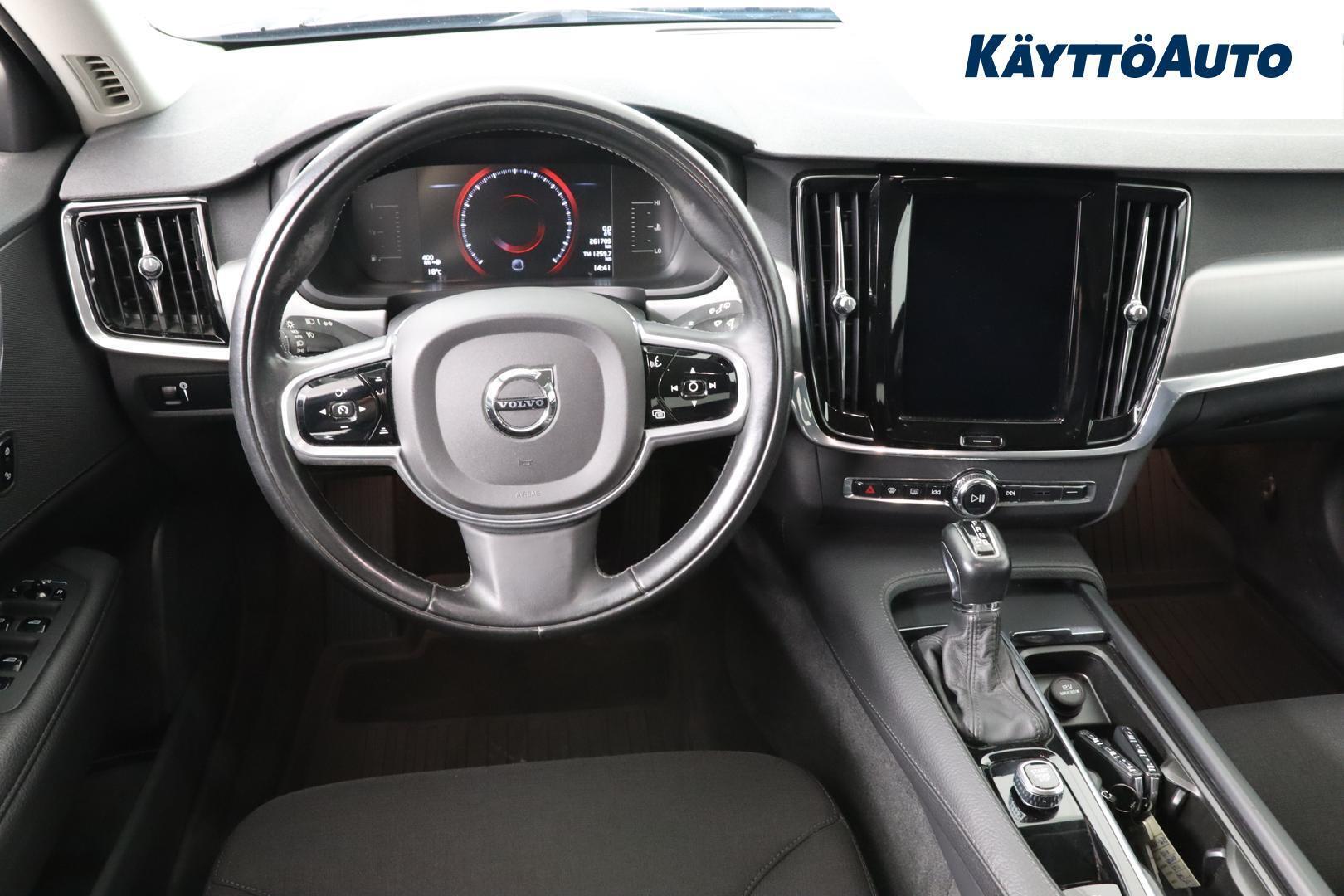 VOLVO V90 2017