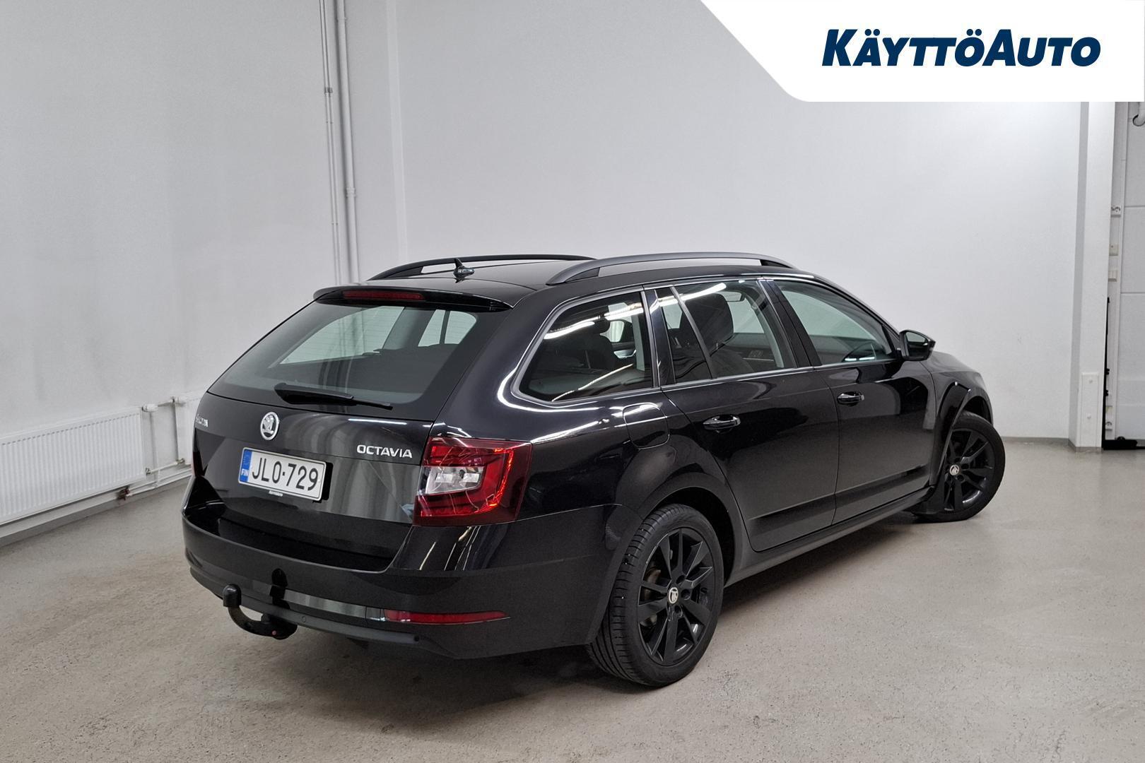 SKODA Octavia 6