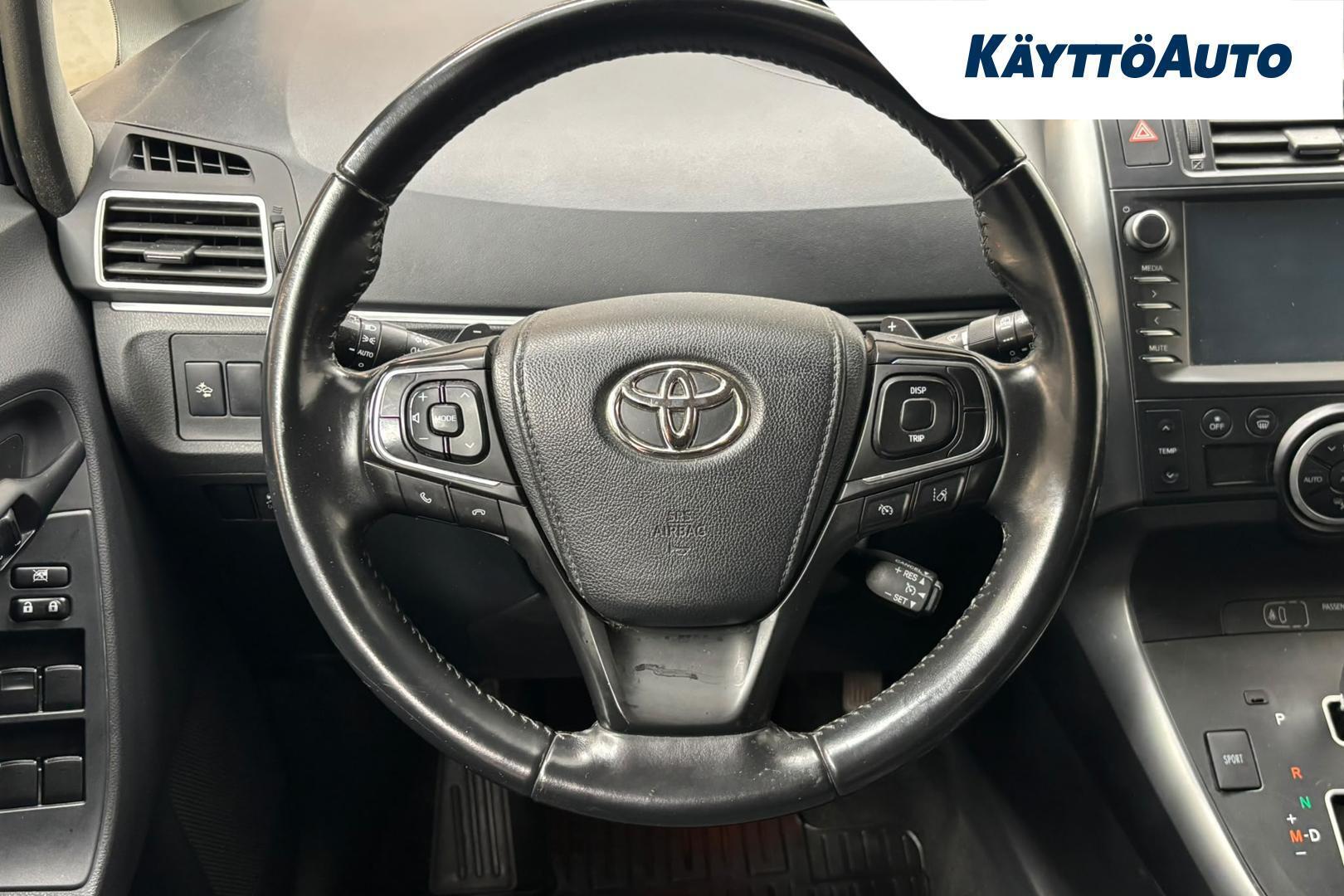 TOYOTA Verso 2016