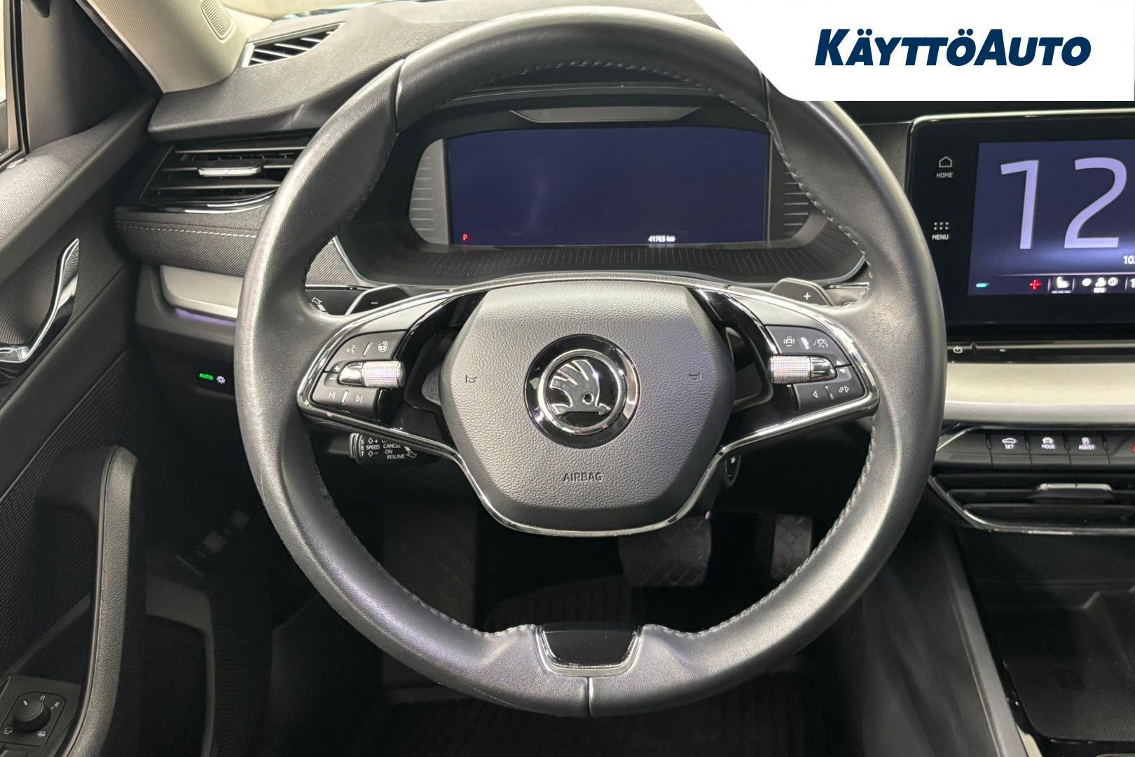 SKODA Octavia 2024