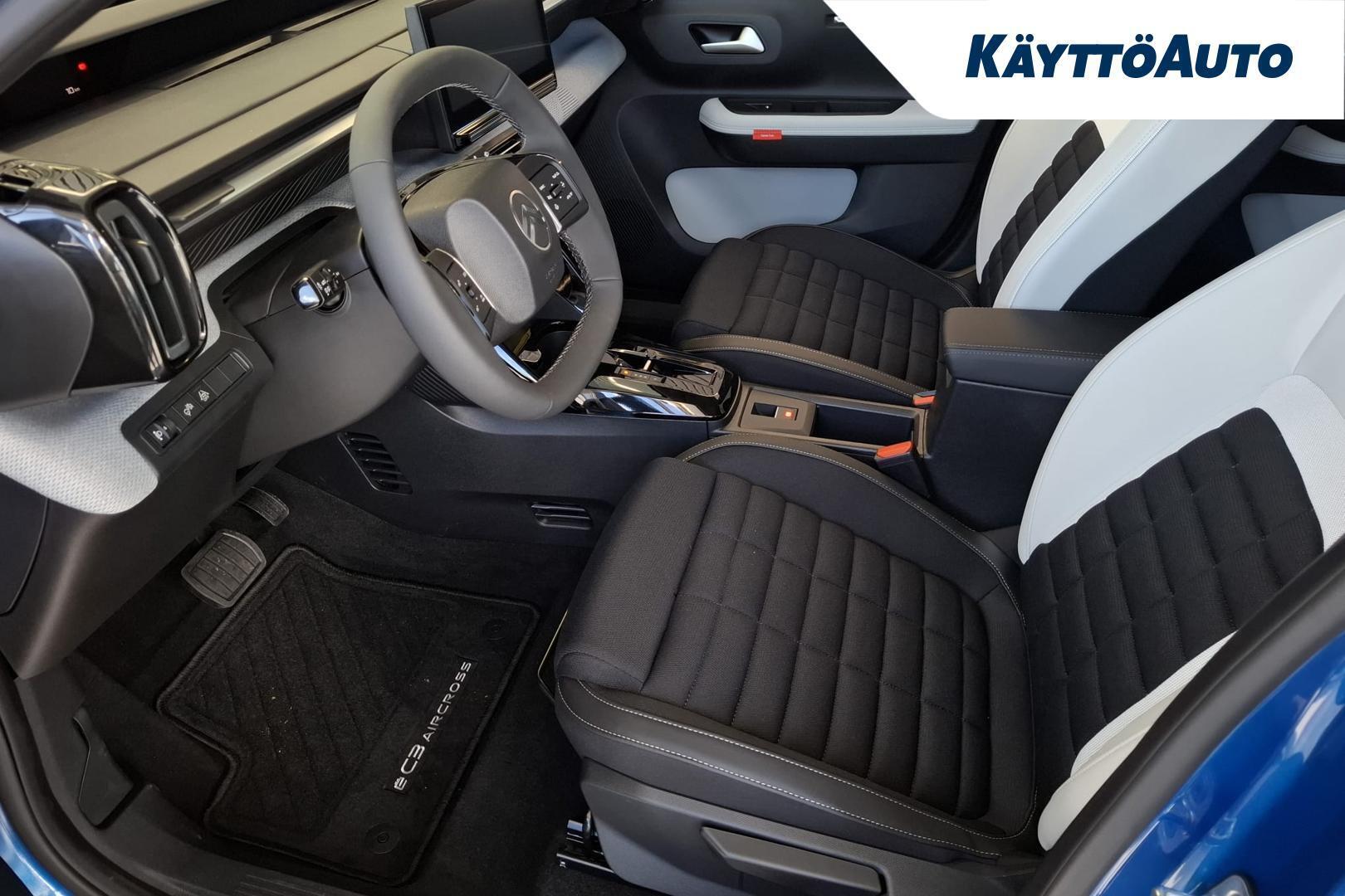 CITROEN e-C3 Aircross 13